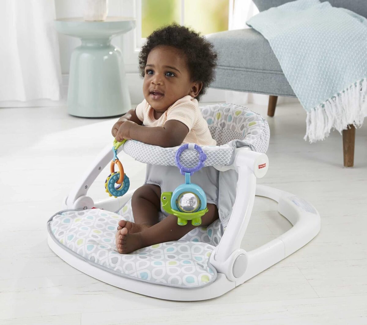 Fisher-Price Portable Baby Chair Sit-Me-Up Floor Seat With Developmental Toys